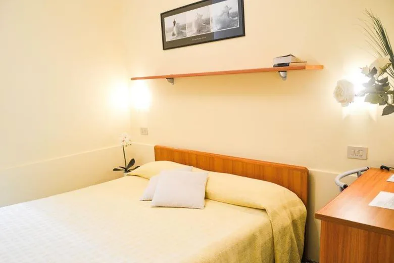 Camera Singola Deluxe — Hotel Santa Lucia