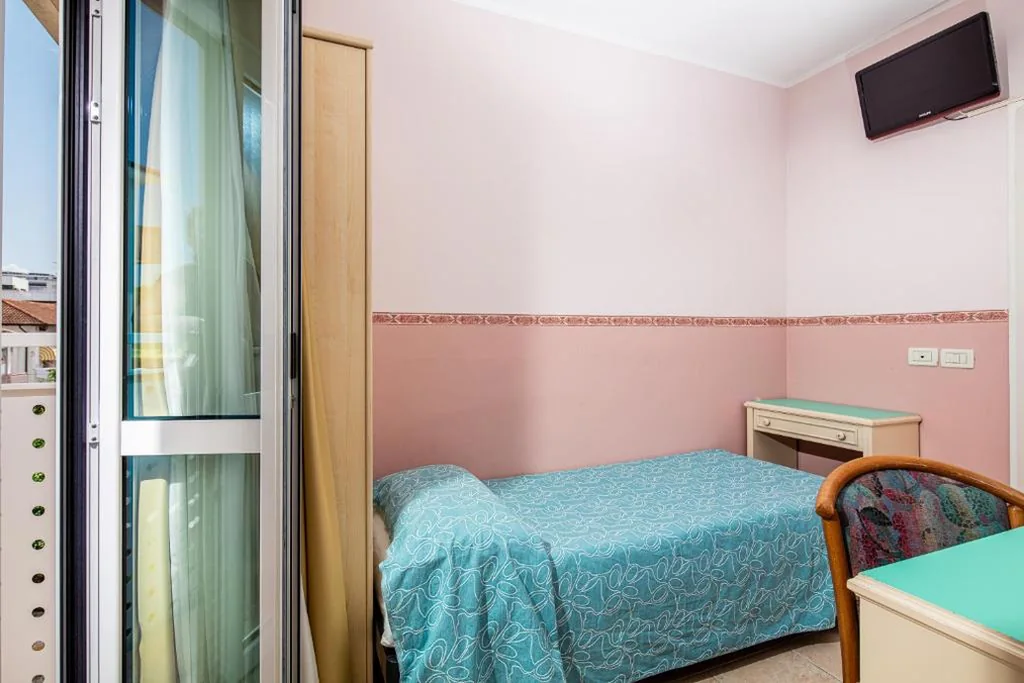 Economy Single Room — Hotel Al Ponte