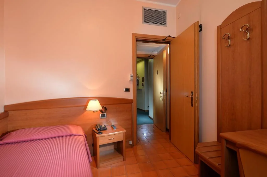 Camera Singola Economy — Hotel Siena