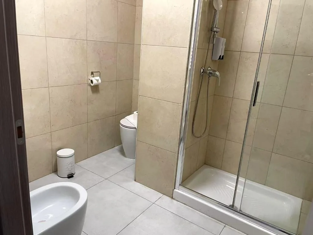 Camera Singola — FIERA ROOMS