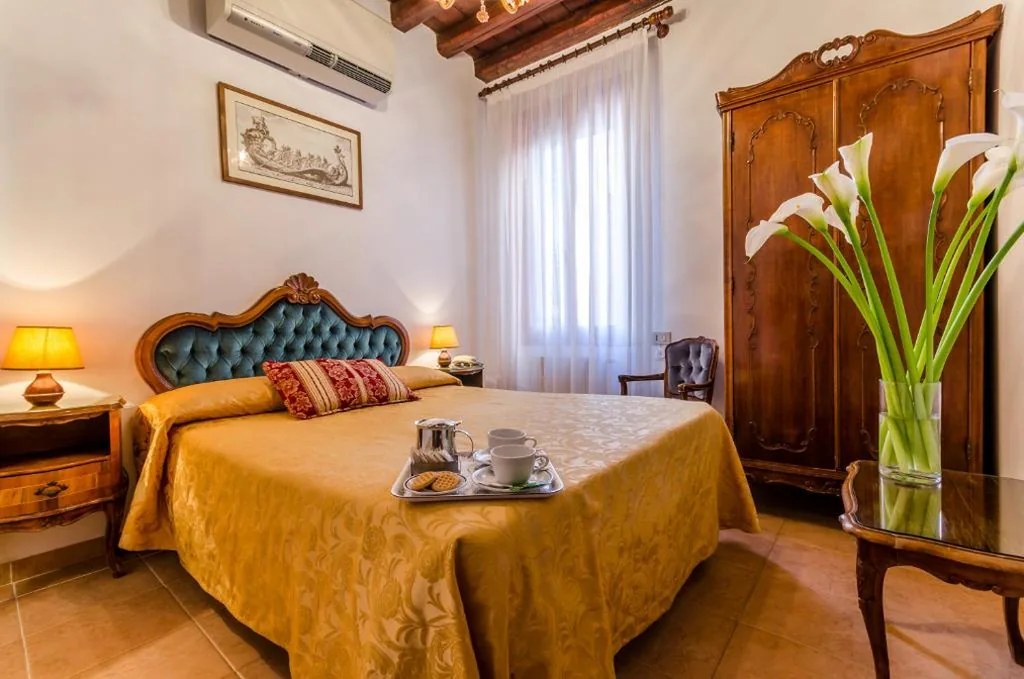 Single Room — Hotel Ariel Silva