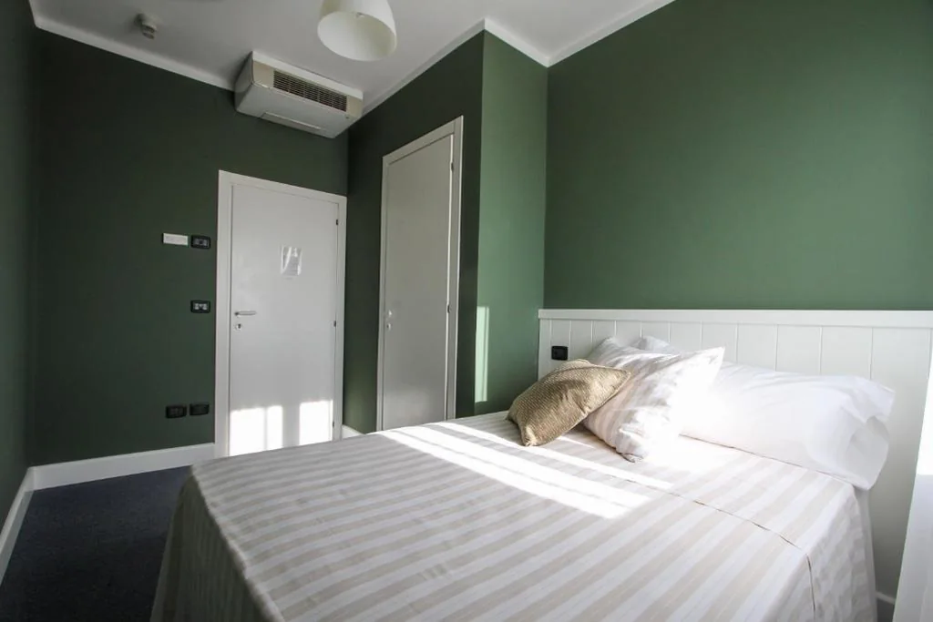 Single Room — Hotel Bardolino