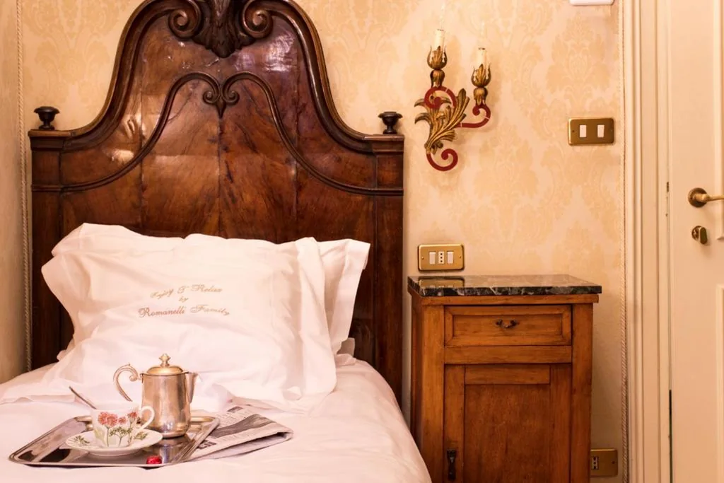Single Room — Hotel Flora – By Romanelli Family