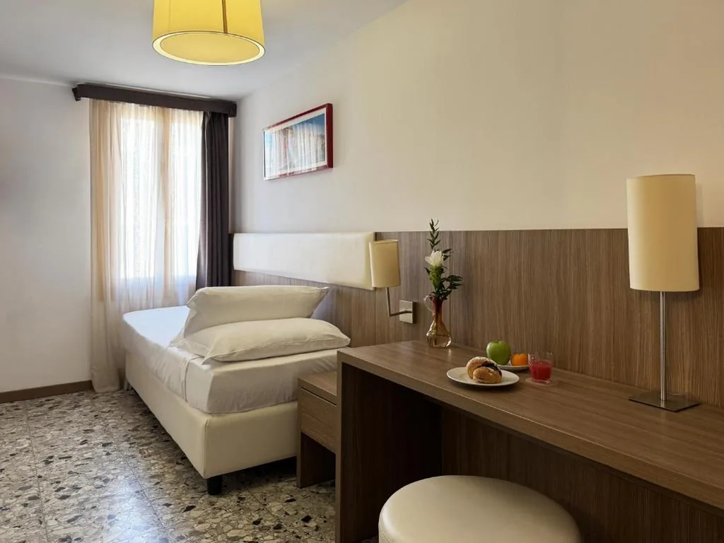 Single Room — Hotel Il Moro di Venezia