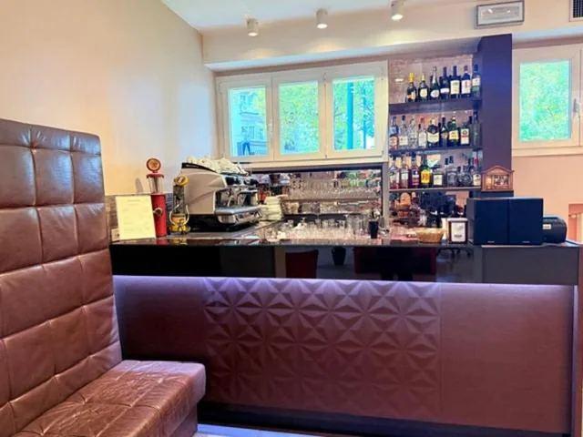 Single Room — Hotel Laguna Residence