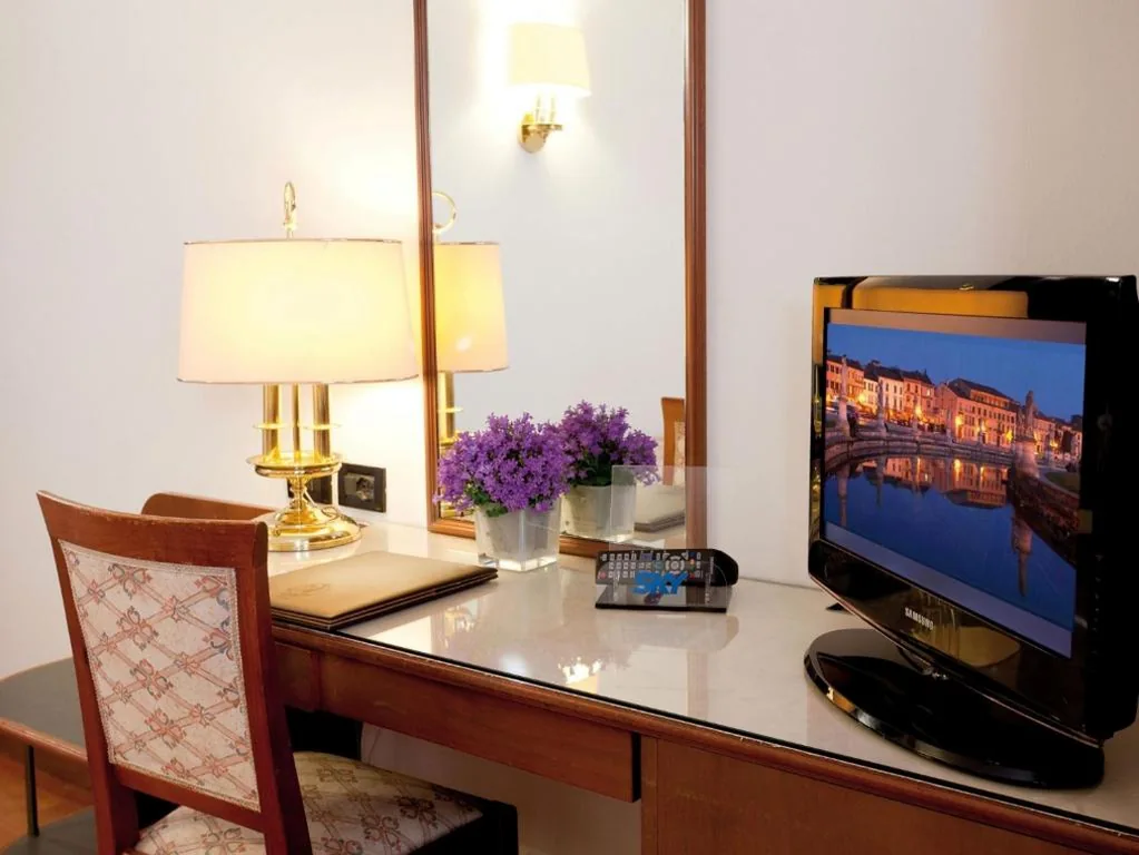 Single Room — Hotel Marconi