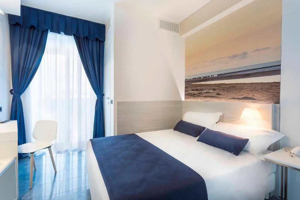 Single Room — Hotel Parigi