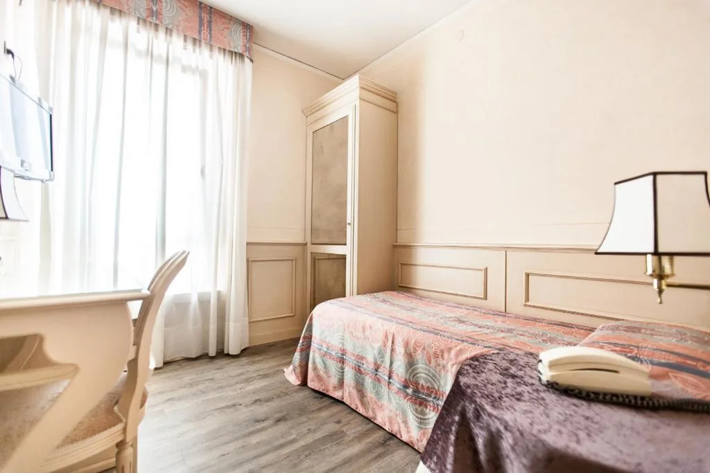 Single Room — Hotel San Luca