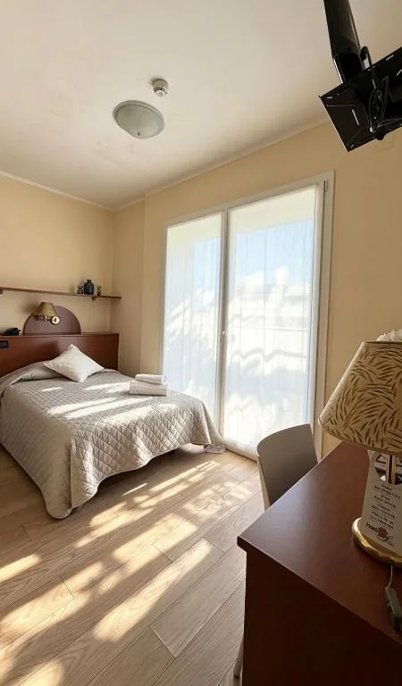 Single Room — Hotel Sole