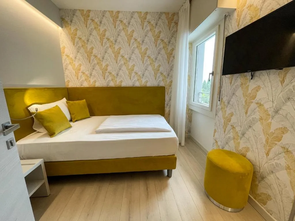 Single Room — Hotel Stella Alpina
