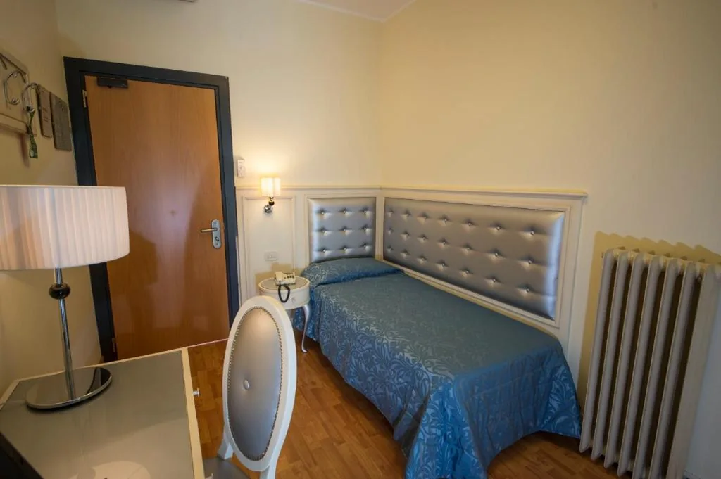 Single Room — Hotel Terme Milano