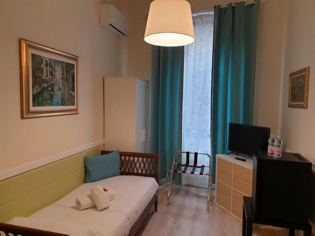 Single Room — Lady Verona Residence