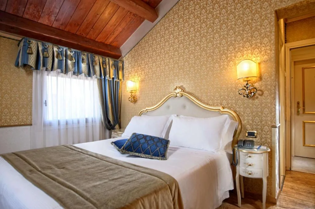 Camera Singola - Non Fumatori — Hotel Olimpia Venice, BW Signature Collection 3sup
