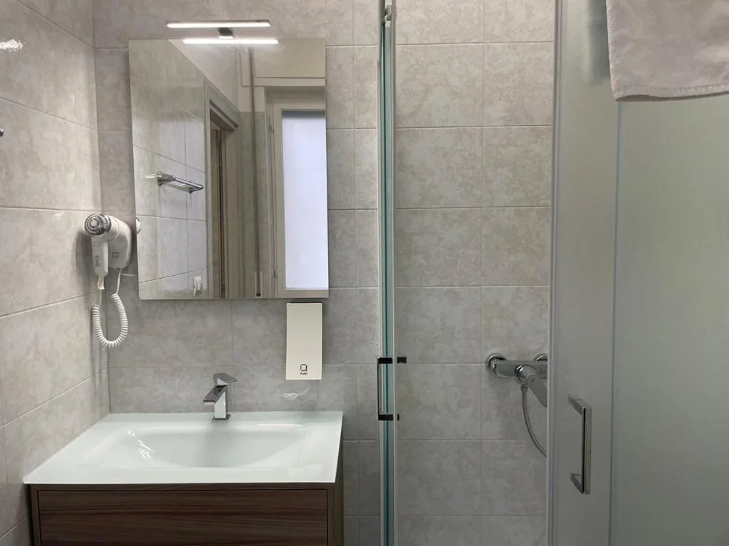 Camera Singola — Nuovo Confortini Rooms SUNDAY