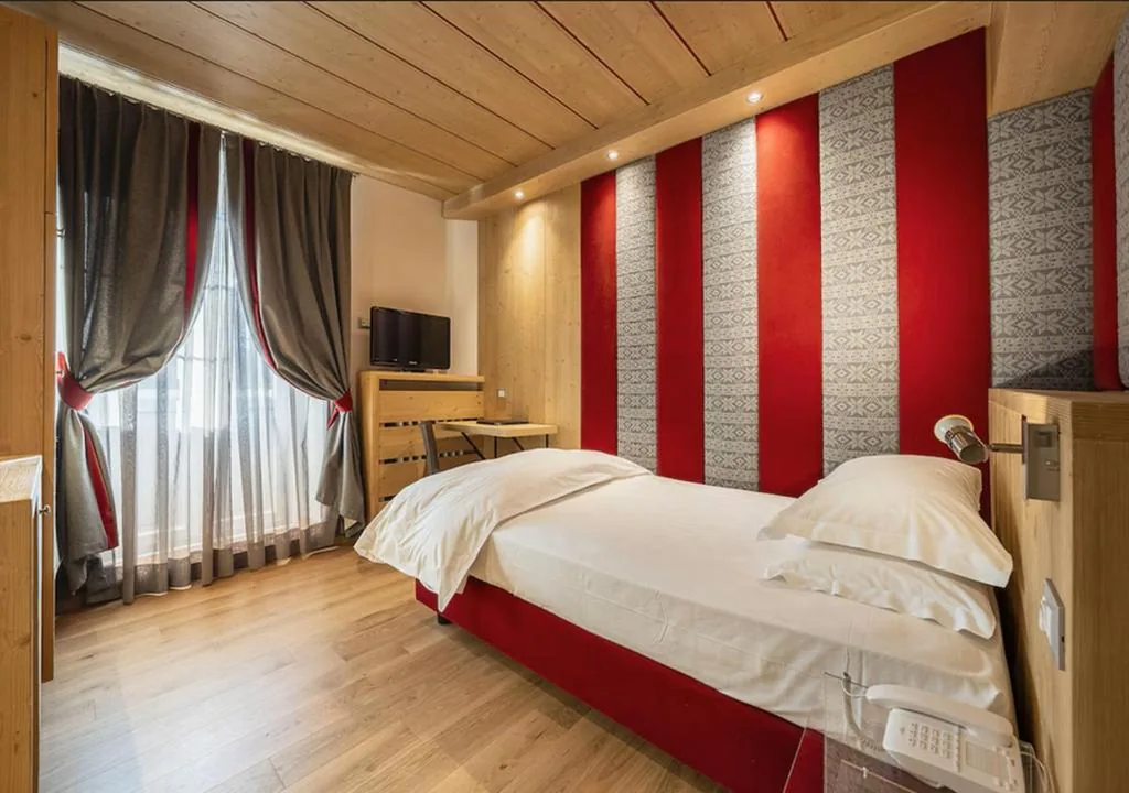 Single Room — Parc Hotel Victoria