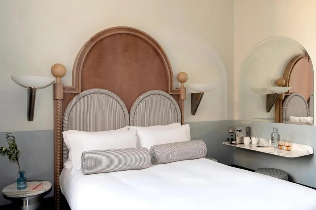 Small Single Room — Il Palazzo Experimental