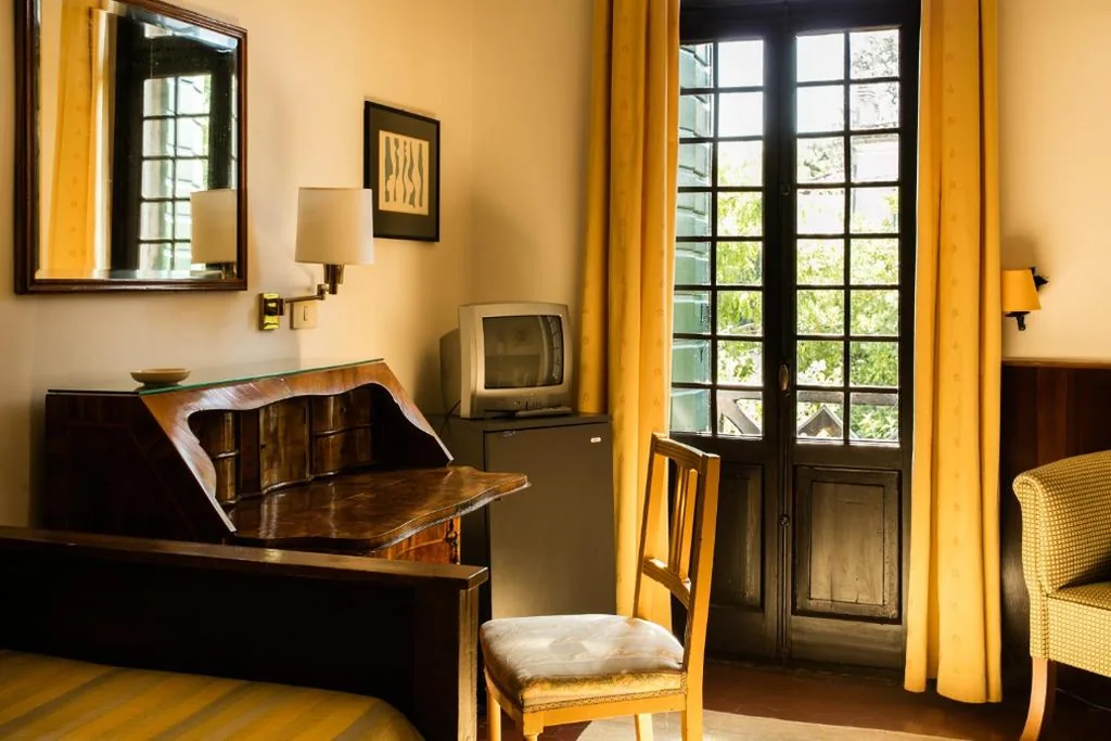 Single Room — Residenza d’Epoca Albergo Quattro Fontane