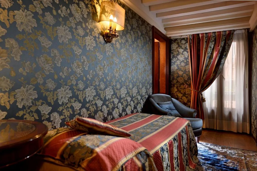Camera Singola — Royal San Marco Hotel