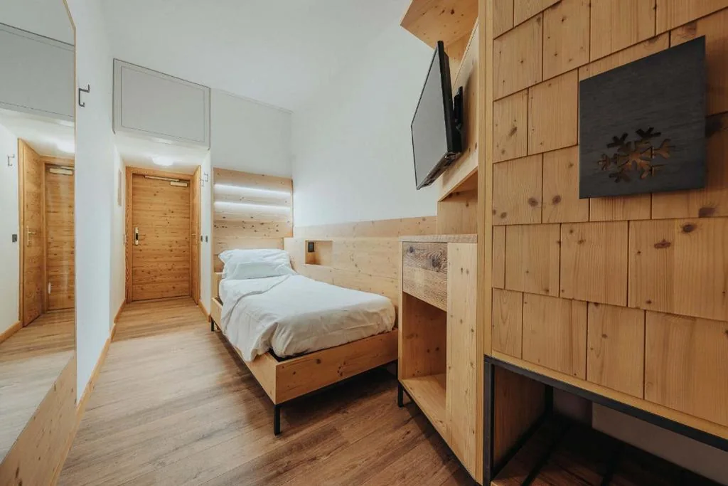 Smart Single Room — Hotel Olimpia