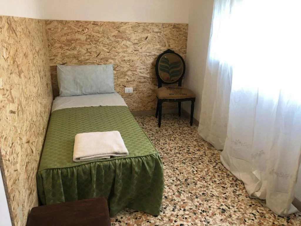 Standard Single Room with Shared Bathroom — Venice Treviso Airport Bed