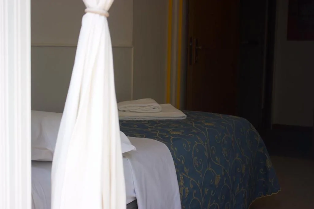 Standard Single Room — Hotel Neps