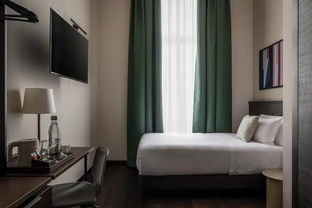 Superior Single Room — BYPILLOW Grand Central