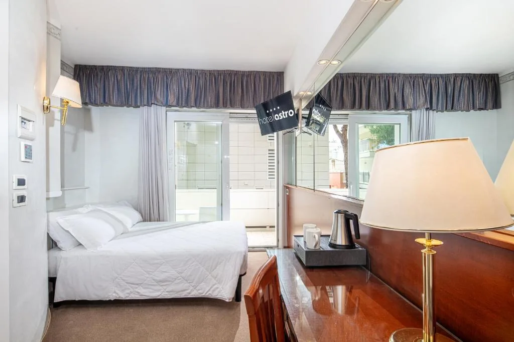 Superior Single Room — Hotel Astro
