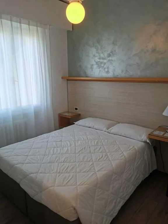 Superior Single Room — Hotel Valdor
