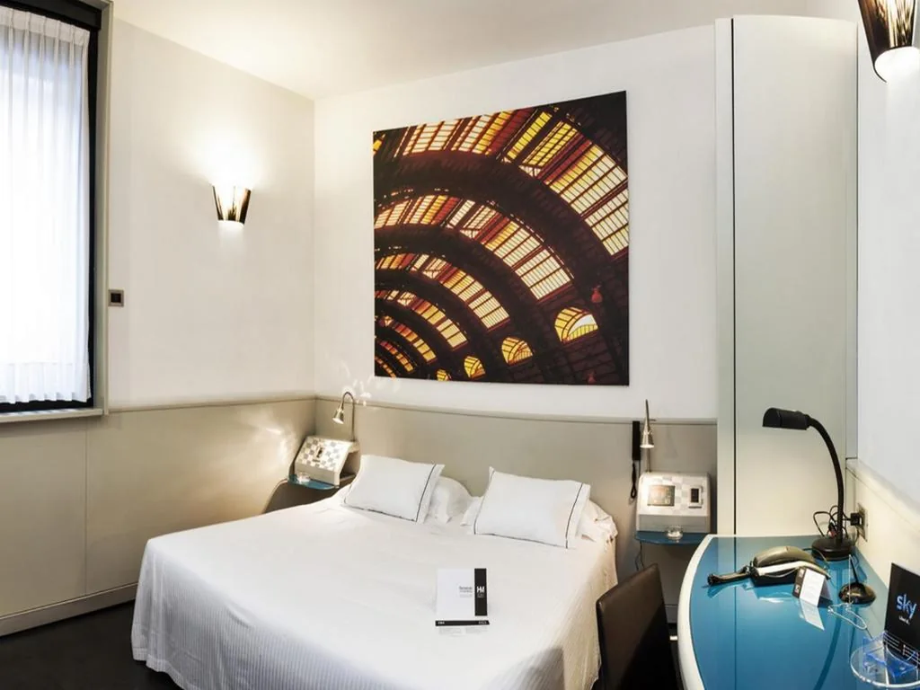 Camera Standard con 1 Letto Singolo Queen Size - Non Fumatori — Sure Hotel by Best Western Milano