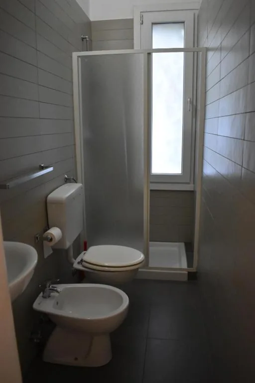 Standard Twin Room with Shared Bathroom — Nuova Locanda Belvedere