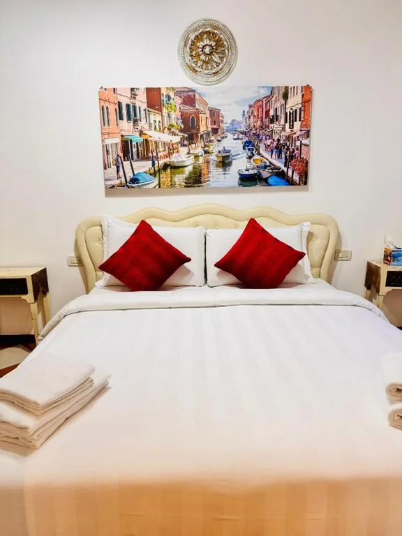 Standard Twin Room — Hotel Henry Venice