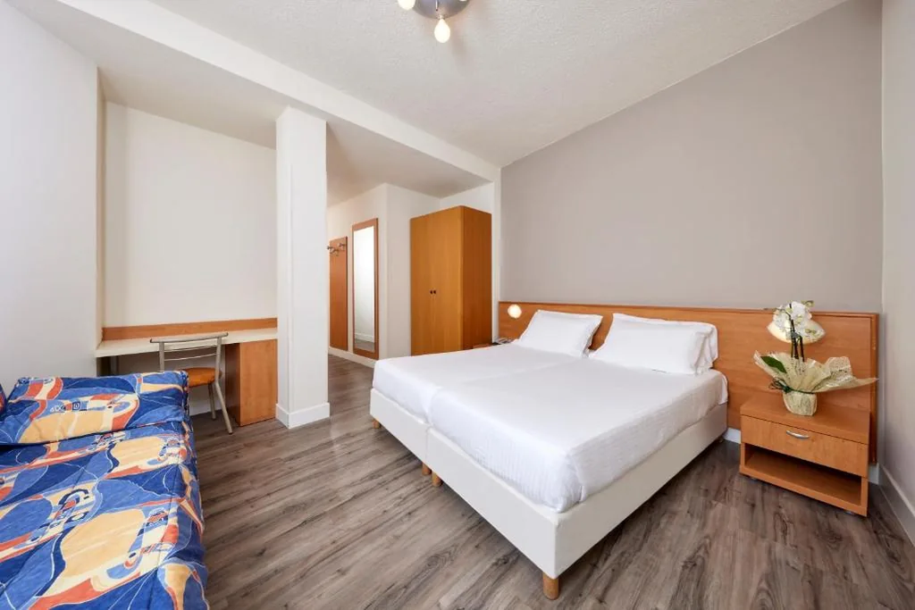 Standard Room — Hotel Royal Village
