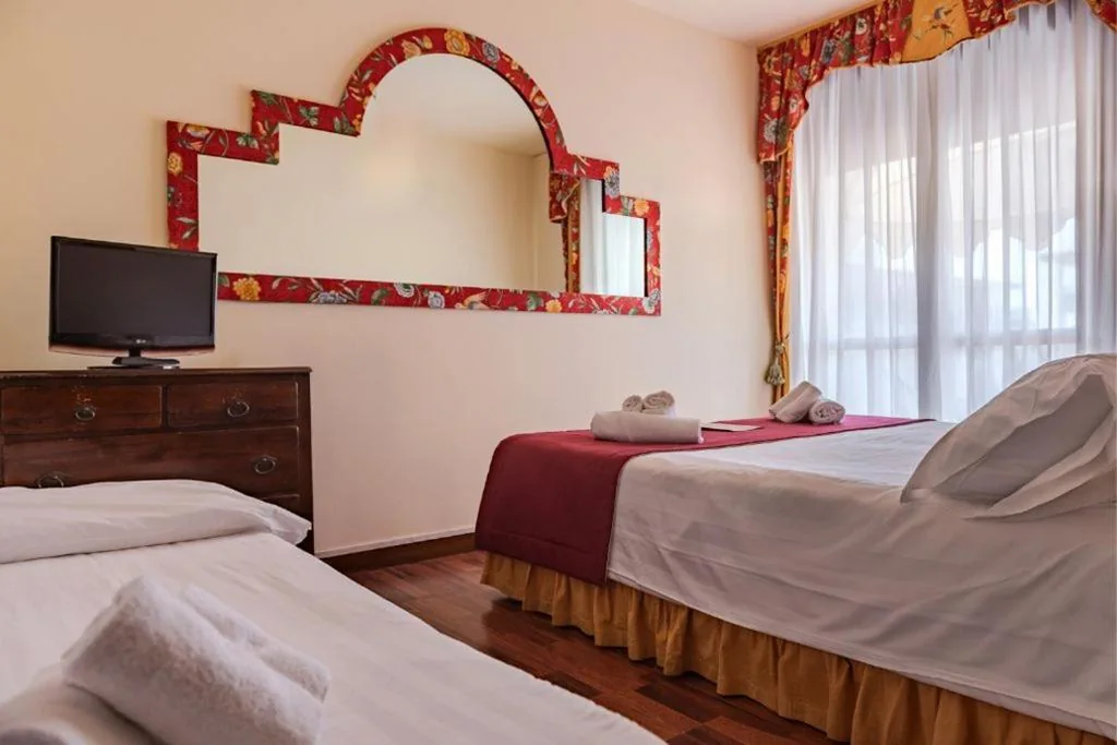 Camera Standard Matrimoniale/Doppia con Letti Singoli con Balcone — Agora Park Hotel