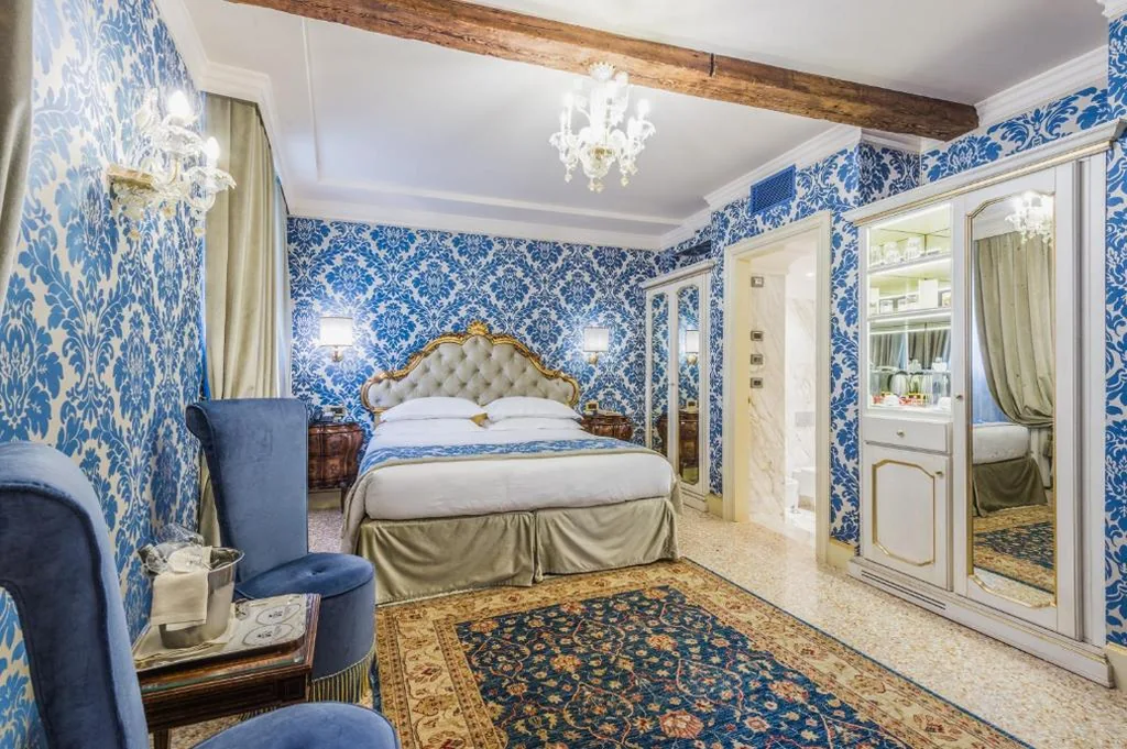 Standard Double or Twin Room — Hotel Ai Cavalieri di Venezia
