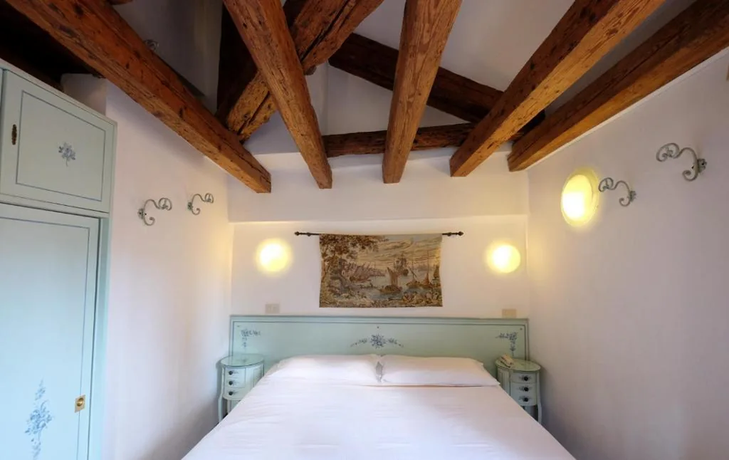 Camera Standard Matrimoniale/Doppia con Letti Singoli — Hotel ai do Mori