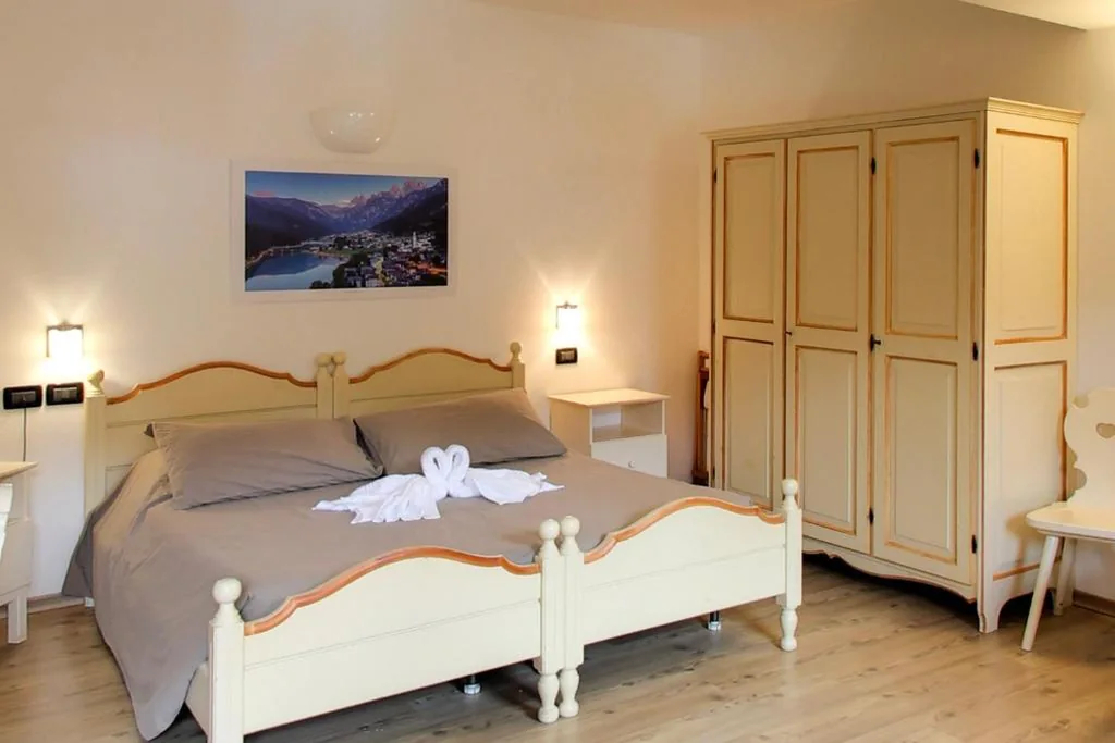 Camera Standard Matrimoniale/Doppia con Letti Singoli con Balcone — Hotel La Nuova Montanina