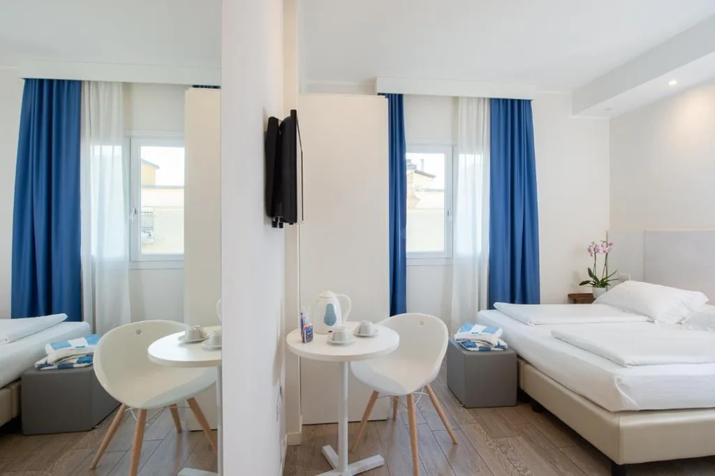Standard Double or Twin Room — Hotel Mediterraneo