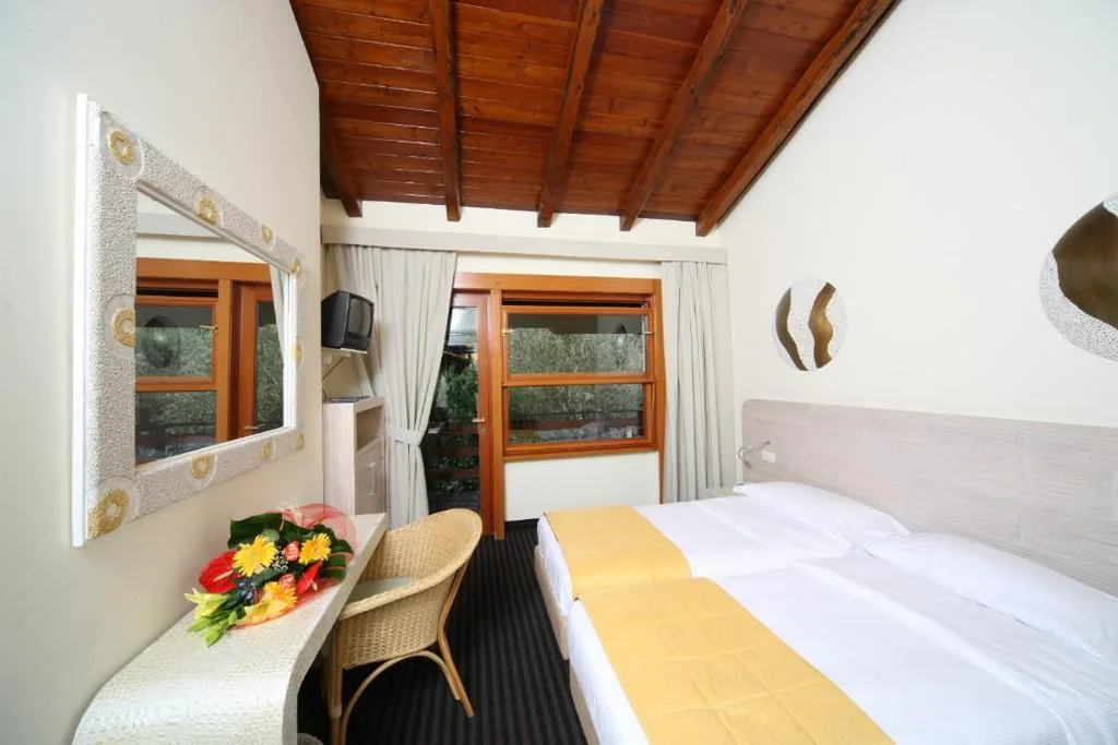 Standard Double or Twin Room — Hotel Sailing Center