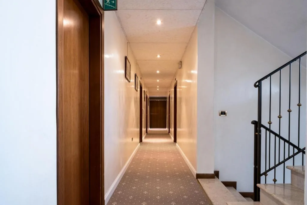 Standard Double or Twin Room — Hotel Villa Sara with pool and parking near Venice