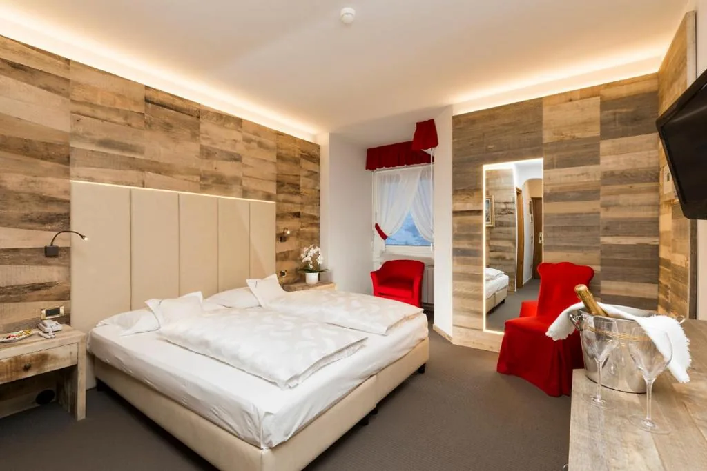 Standard Double/Twin Room with Balcony — Sporthotel Arabba