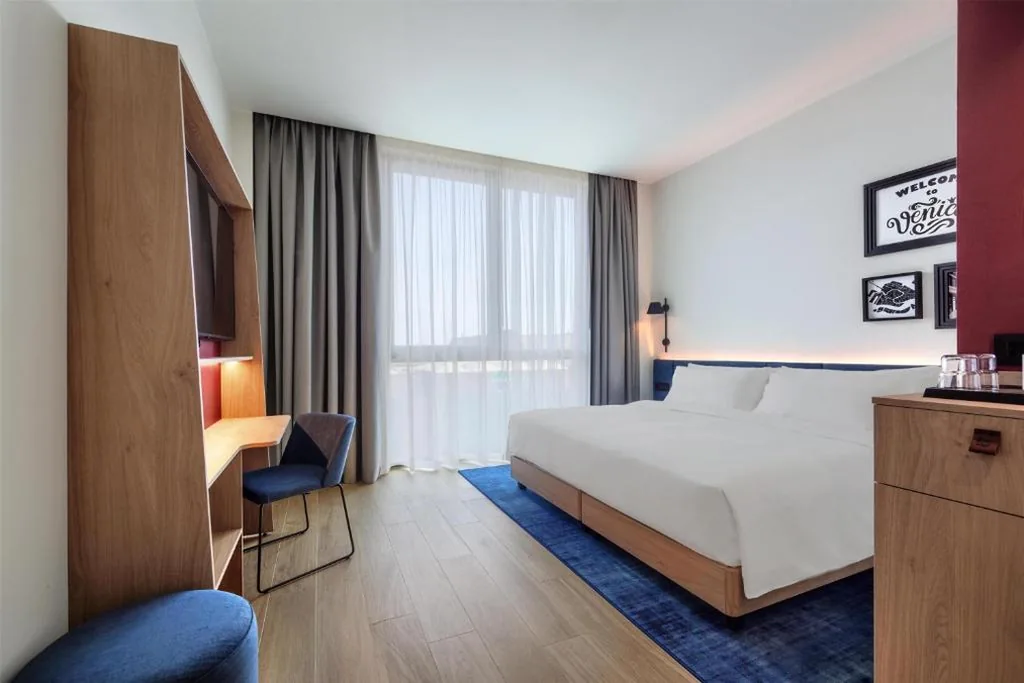 Camera Super King — Hampton By Hilton Venice Isola Nuova