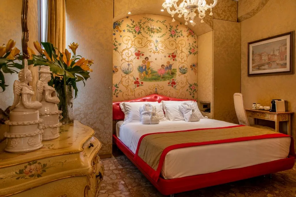 Superior Room with View — Hotel Santo Stefano