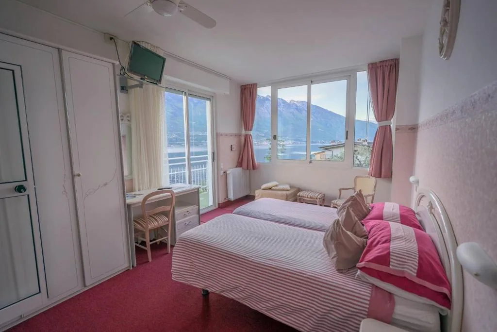 Camera Superior Doppia con Letti Singoli e Vista Mare — Hotel Riviera Panoramic Green Resort