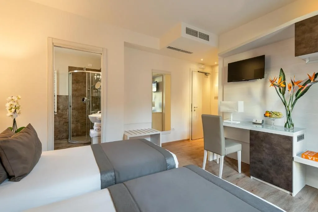 Superior Twin Room — UNAHOTELS Eco Hotel Villa Costanza Venezia