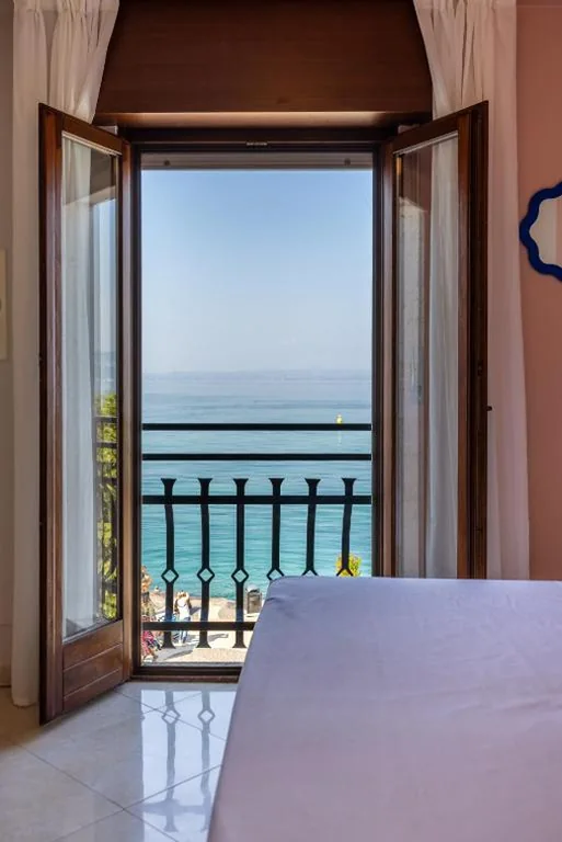 Superior Double Room with Lake View — La Vista Postcard Hotel