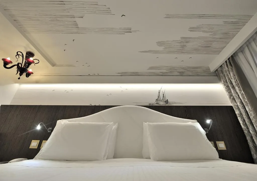 Superior Double or Twin Room — Al Theatro Palace