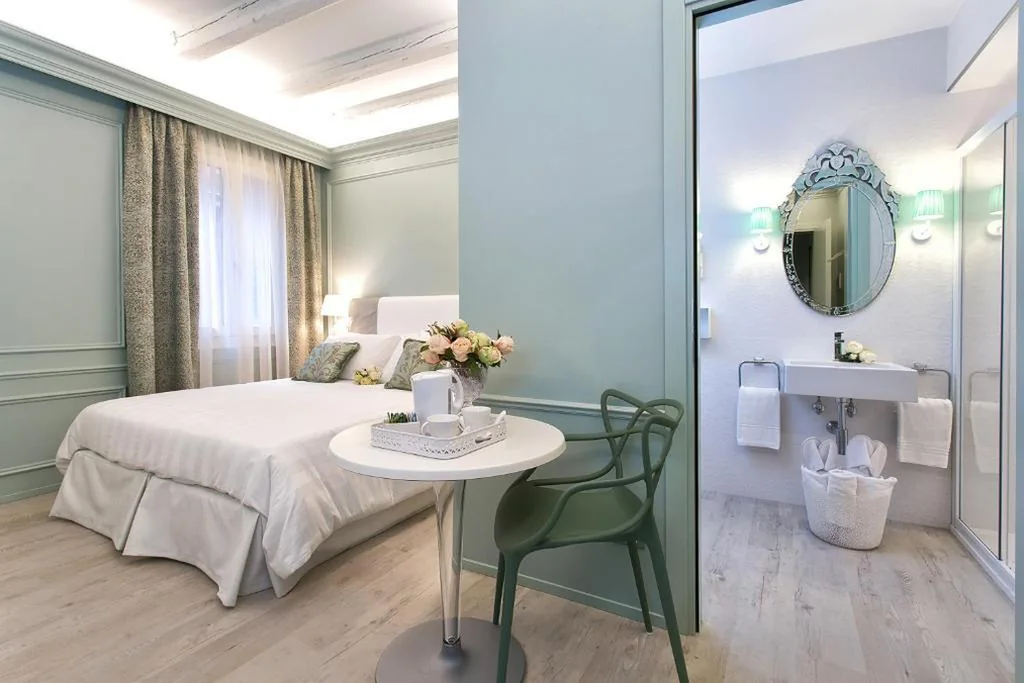 Superior Double or Twin Room — Aquamare, boutique b&b