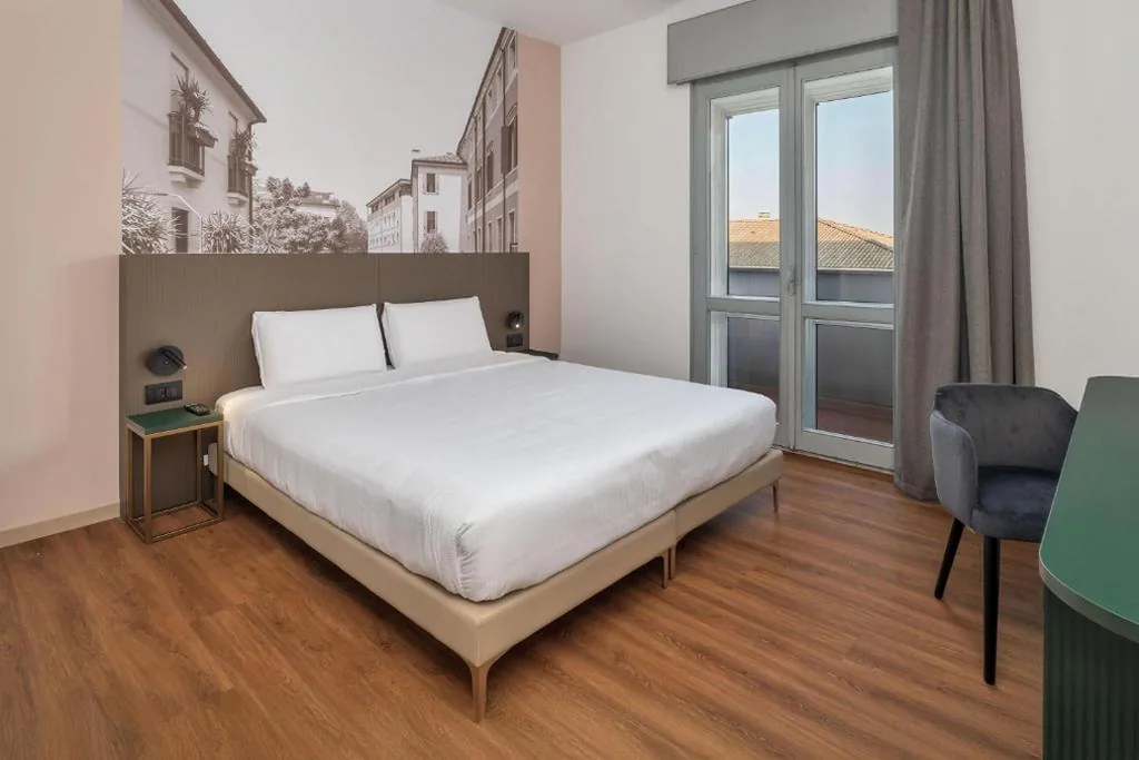 Camera Superior Matrimoniale/Doppia con Letti Singoli con Terrazza — B&B HOTEL Treviso Al Fogher