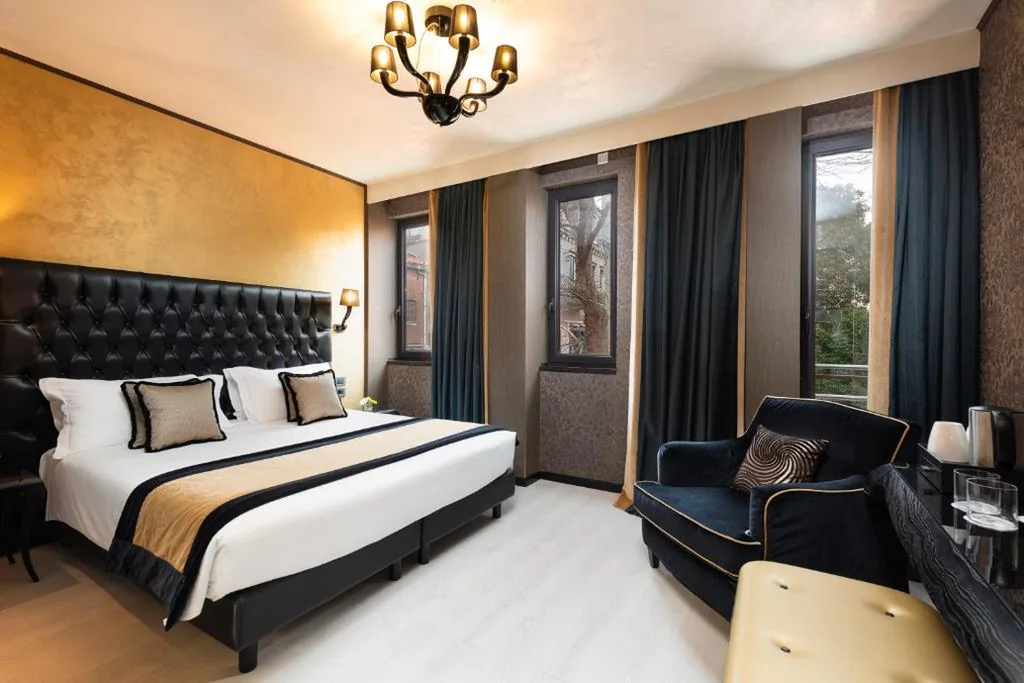 Superior Double or Twin Room — Carnival Palace – Venice Collection