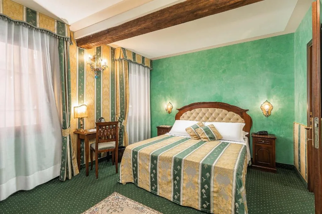 Superior Double or Twin Room — Hotel Marconi